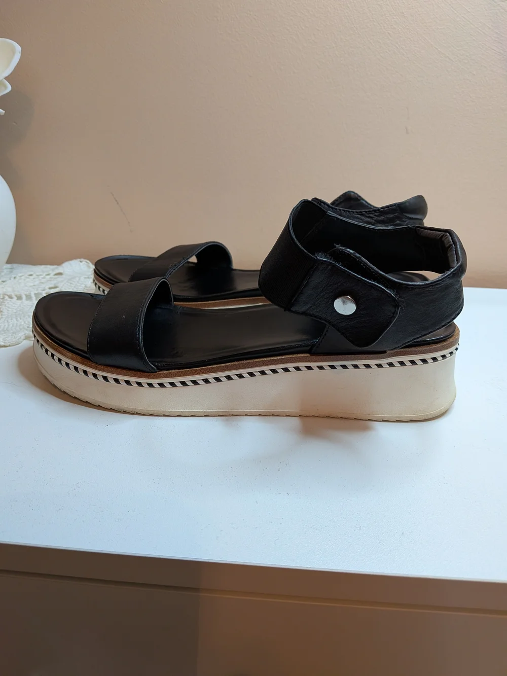 Franco Sarto Elmo Black Leather Platform Sandals Women’s Size 7.5M